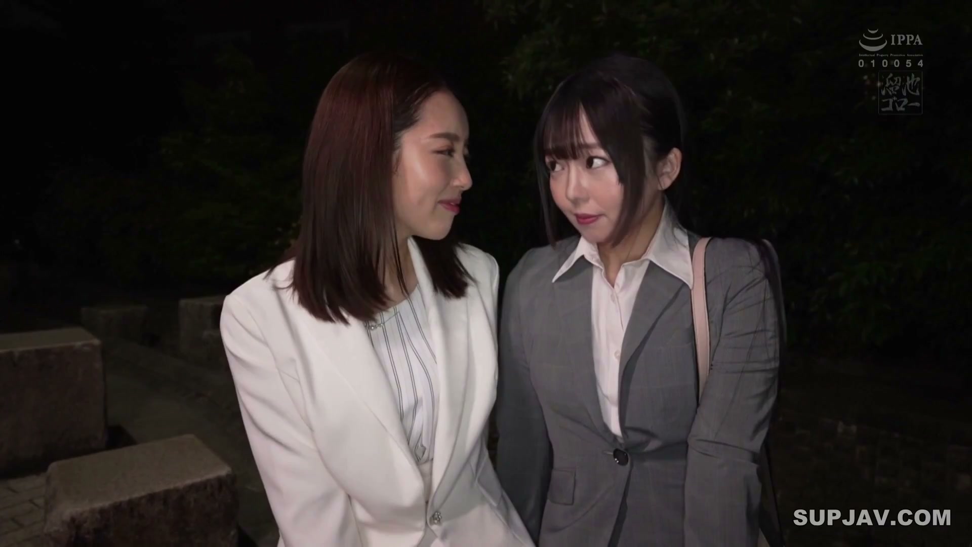 Lộ clip nóng: Rion Izumi và Kanna Misaki vụng trộm ở phòng khách sạn MEYD-946