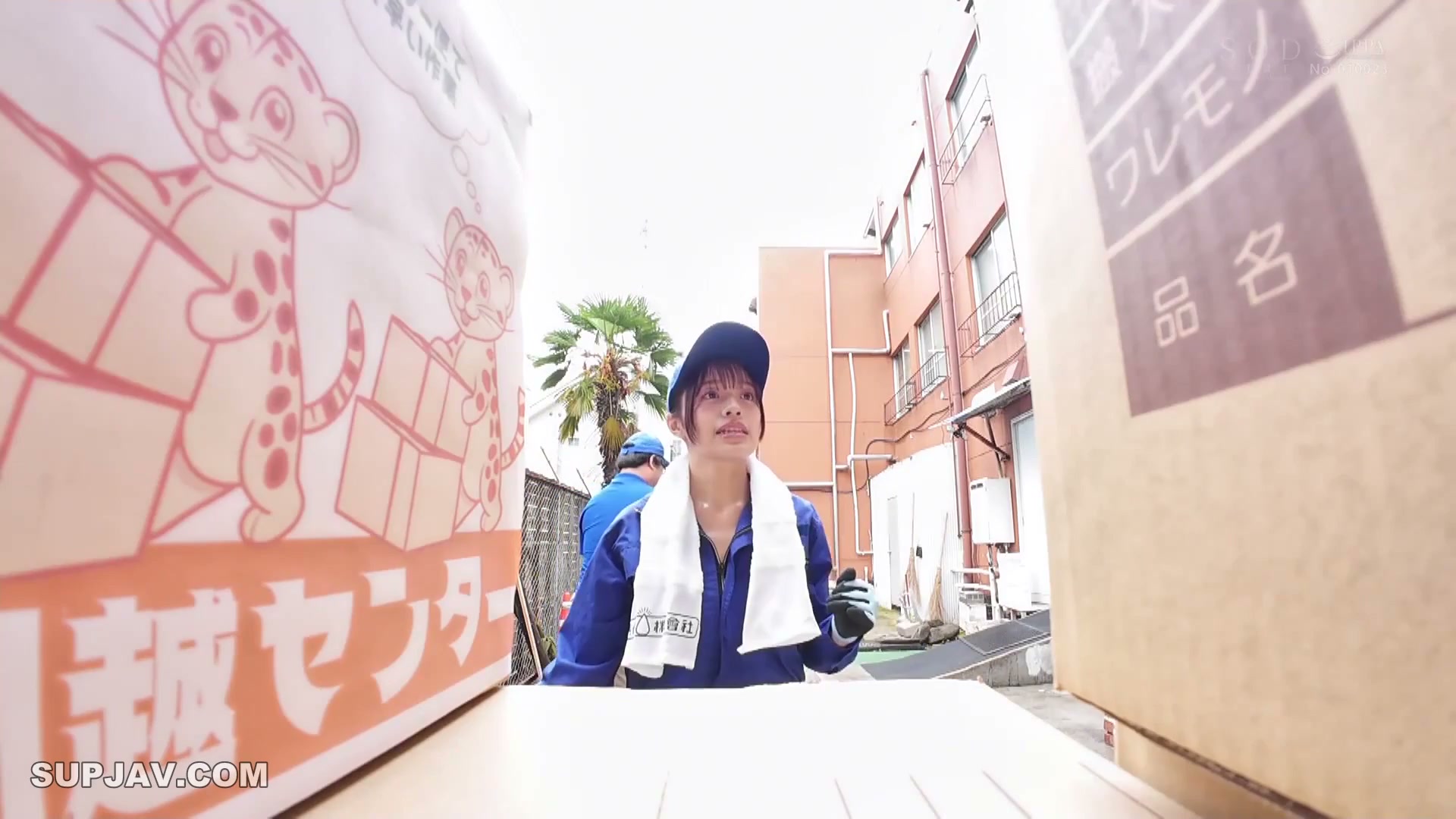 Lộ clip Nanase (START-185) bị ‘xơi tái’ ngay tại công trường chuyển nhà