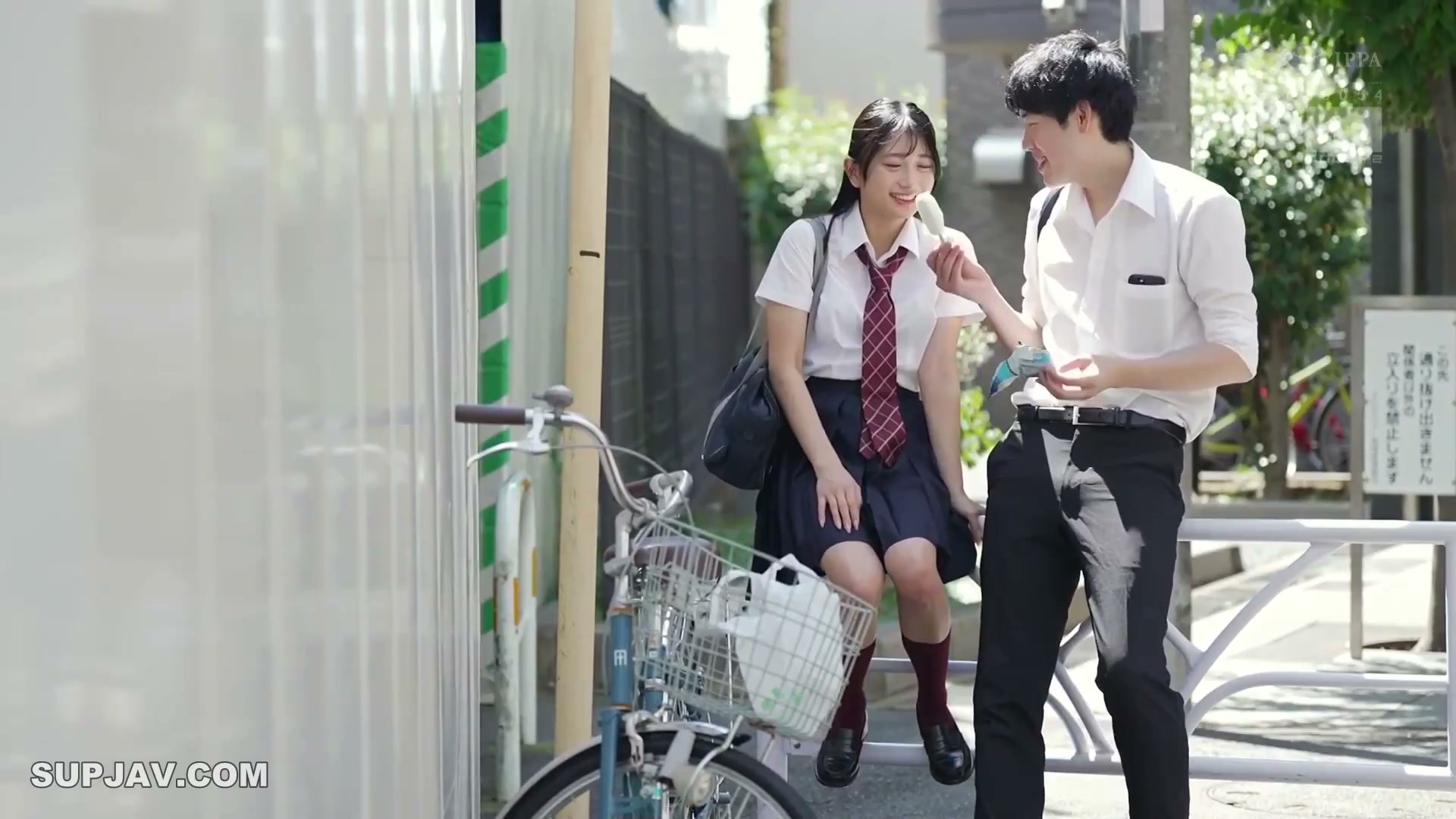 Lộ Clip: Aizawa Miyu & Kitaoka Karin Say Xỉn, Làm Liều Đêm MIAB-452
